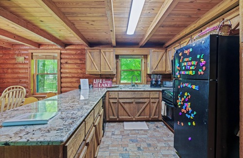 Jasper House | Arrowhead: 4 BR, 2 BA in Jasper, Sleeps 12