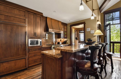 Empire Pass Apartment | Arrowleaf by Luxury Mountain Destination