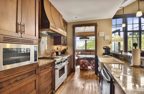 Empire Pass Apartment | Arrowleaf by Luxury Mountain Destination