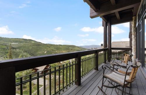 Empire Pass House | Arrowleaf Lodge - 3 Bed Condo #415