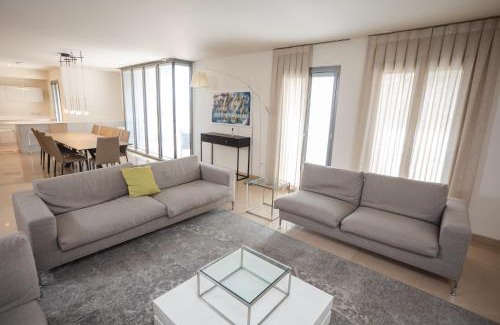 Mamilla Apartment | Art Apartment In Mamila - Mamila Residence