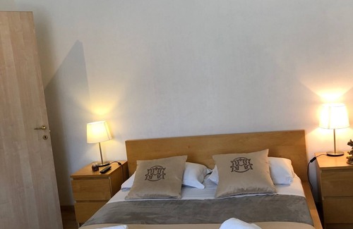 Rione XIV Borgo House | Art Atelier Vaticano
