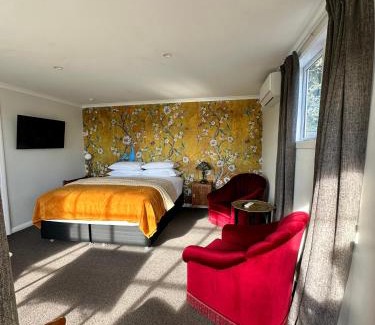 Havelock North House | Art Deco BNB