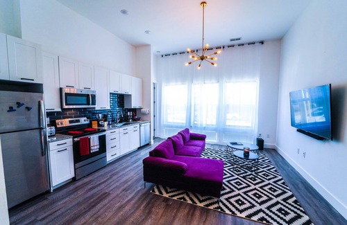 Castleberry Hill Apartment | Art House ATL