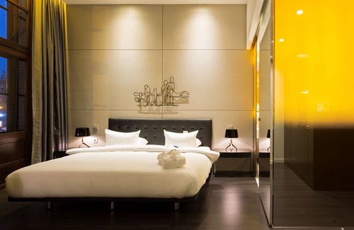Burgwallen Nieuwe Zijde Hotel | art'otel Amsterdam powered by Radisson Hotels