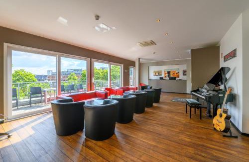 Old Town Hotel | Art Rock Downtown Hotel