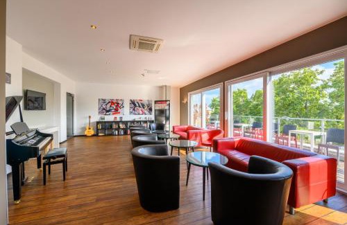 Old Town Hotel | Art Rock Downtown Hotel