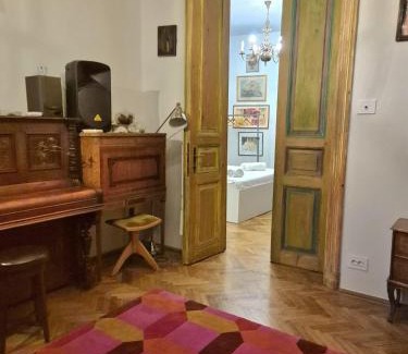 Bucharest City-Centre Villa | Art Villa Bucharest