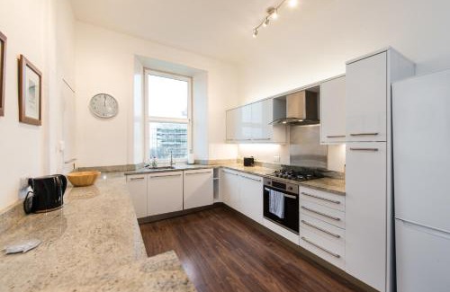 Gifford Apartment | Arthur's Seat View