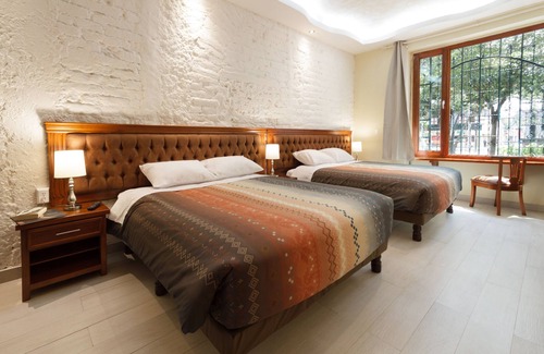La Mariscal Bed & Breakfast | ArtPlaza
