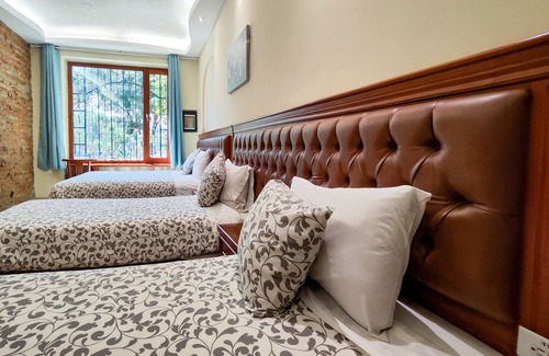 La Mariscal Bed & Breakfast | ArtPlaza