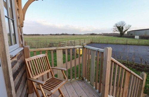 Ryther Cottage | ARTS AND CRAFTS, romantic, with a garden in Tadcaster