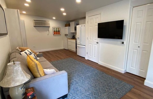 Arnolds Park House | Artsy Tartsy Bunk House off West Lake Okoboji