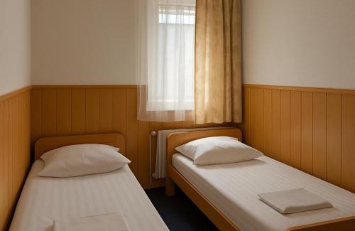 Bergeborbeck Hotel | Artur Hotel