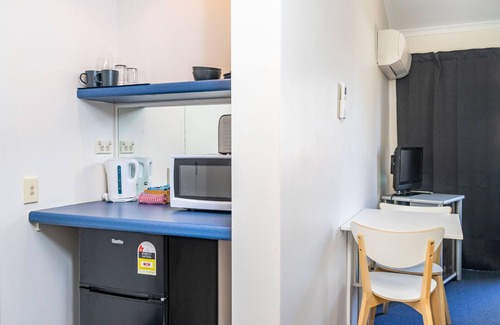 Broadbeach Apartment | Aruba Sands Resort