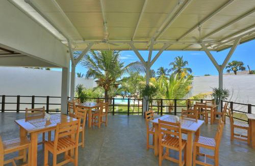 Pottuvil Division 2 Hotel | Arugambay Roccos