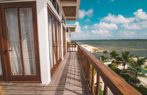 San Pedro Hotel | Aruna Resort & Villas