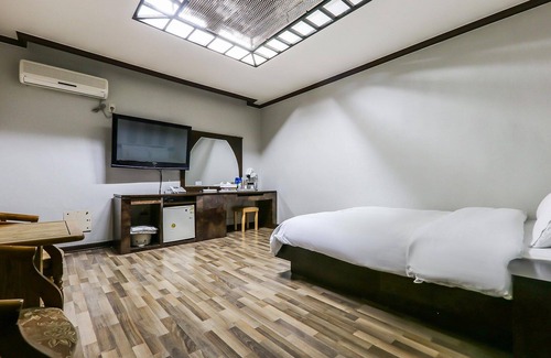 Asan Hotel | Asan Crystal