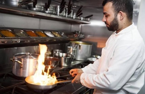 Headingley Hotel | Ascot Grange Hotel - Voujon Restaurant