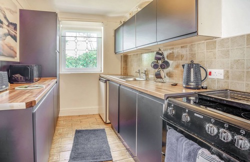 Vale of Glamorgan Cottage | ASH COTTAGE, family friendly, with open fire in Llantwit Major