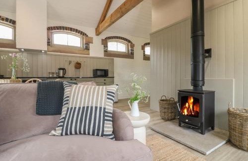 Crich House | Ash Cottage - Fold Yards