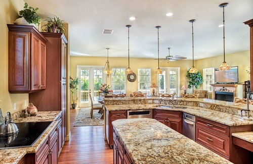 Captiva House | Ask about discounts FREE golfcart and bicycles, 5 star reviews, beautiful home