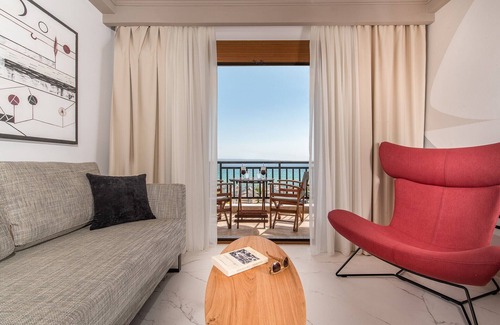 Nikita Hotel | Assano Sea Front Luxury