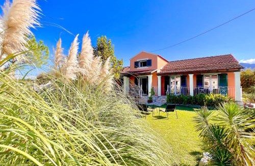 Acharavi Apartment | Asteraki Beach House by DadoVillas