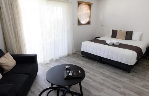 Port Macquarie Hotel | Aston Hill Motor Lodge
