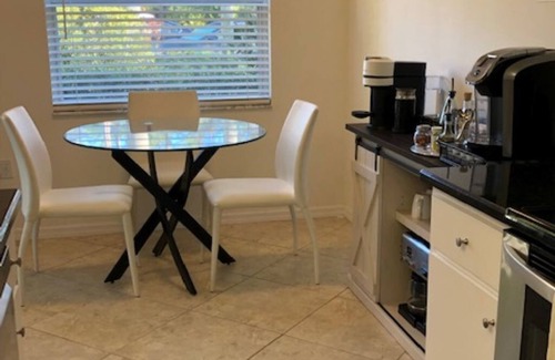 Braden River Condo | Astounding sunsets overlooking The Meadows Golf & Country Club