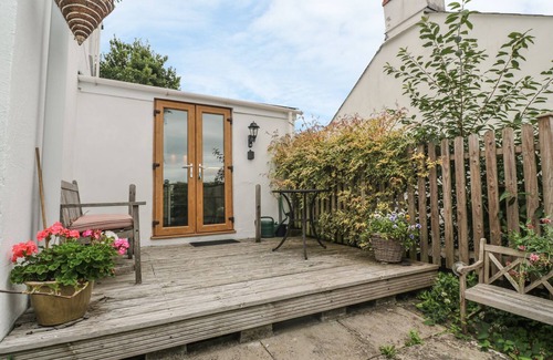 Lostwithiel Cottage | Astrantia Cottage