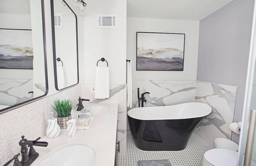 Johns Creek House | At Home in Johns Creek