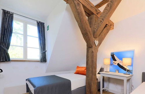 Bleckede Apartment | At Lüneburg-small apartment cozy under the roof - guesthouse Alte Schmiede in Bleckede