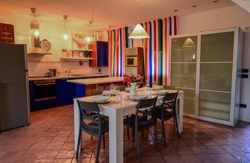 Sirmione Old Town Apartment | At Paola's house Sirmione old town