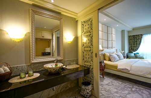 Wat Ket Hotel | At Pingnakorn Riverside Hotel Chiangmai