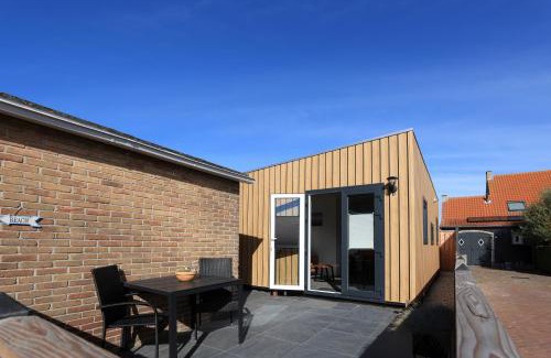 Zoutelande Ski Chalet | At Sea Zoutelande - Nieuwstraat 15a
