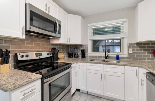 Doraville House | ATH - Doraville - 3BR - Ranch - PetFriendly (lake)
