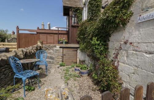 Inchbrook House | Athelstan Cottage