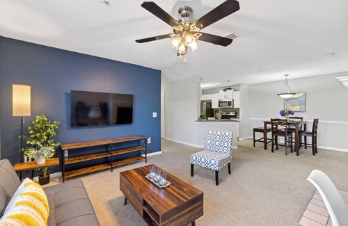 Athens Apartment | Athens Haven. Gated, pool, gym, near UGA!