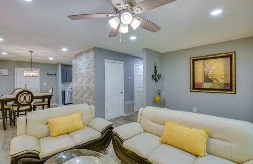 Athens House | Athens Home with Deck - Near Sanford Stadium!