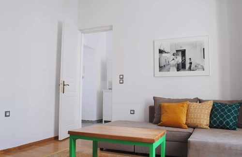 Koukaki Apartment | Athens Residence Cozy Suite Near Acropolis