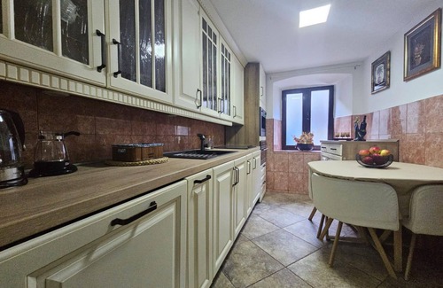 Kotor Old Town Hotel | Athos Guesthouse