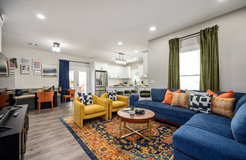 Candler-McAfee House | ATL Escape ~ Arcade I Fire pit I Patio!