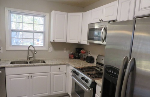 Riverdale House | Atlanta Hartsfield Guesthouse