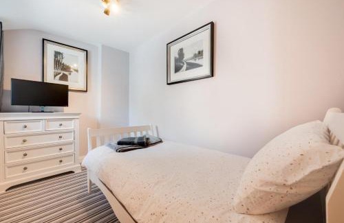 Porthleven House | Atlantic Cottage