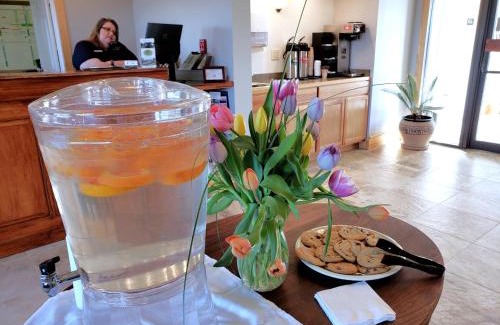 Bar Harbor Hotel | Atlantic Eyrie Lodge