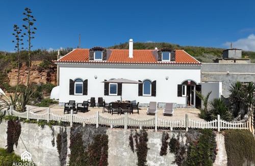 Sao Pedro da Cadeira House | Atlantic Ocean Villa - 4 bedrooms - Ocean front