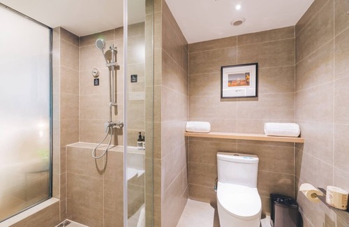 Pudong Hotel | Atour Hotel Expo Center Longyang