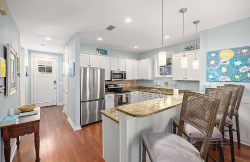 Laurel Grove House | ATTENTION! NEW RENOVATIONS! Golf Course View~includes a 6 Seat GOLF Cart