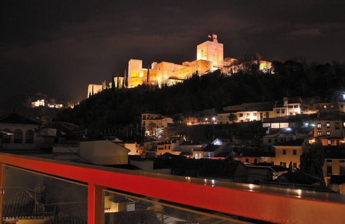 Albaicin Apartment | Attic, With Terrace And Rooms With Spectaculars Views To The Alhambra